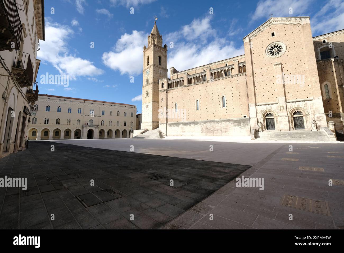 Piazza San Giustino returns to the city, Chieti finds its living room again Stock Photo