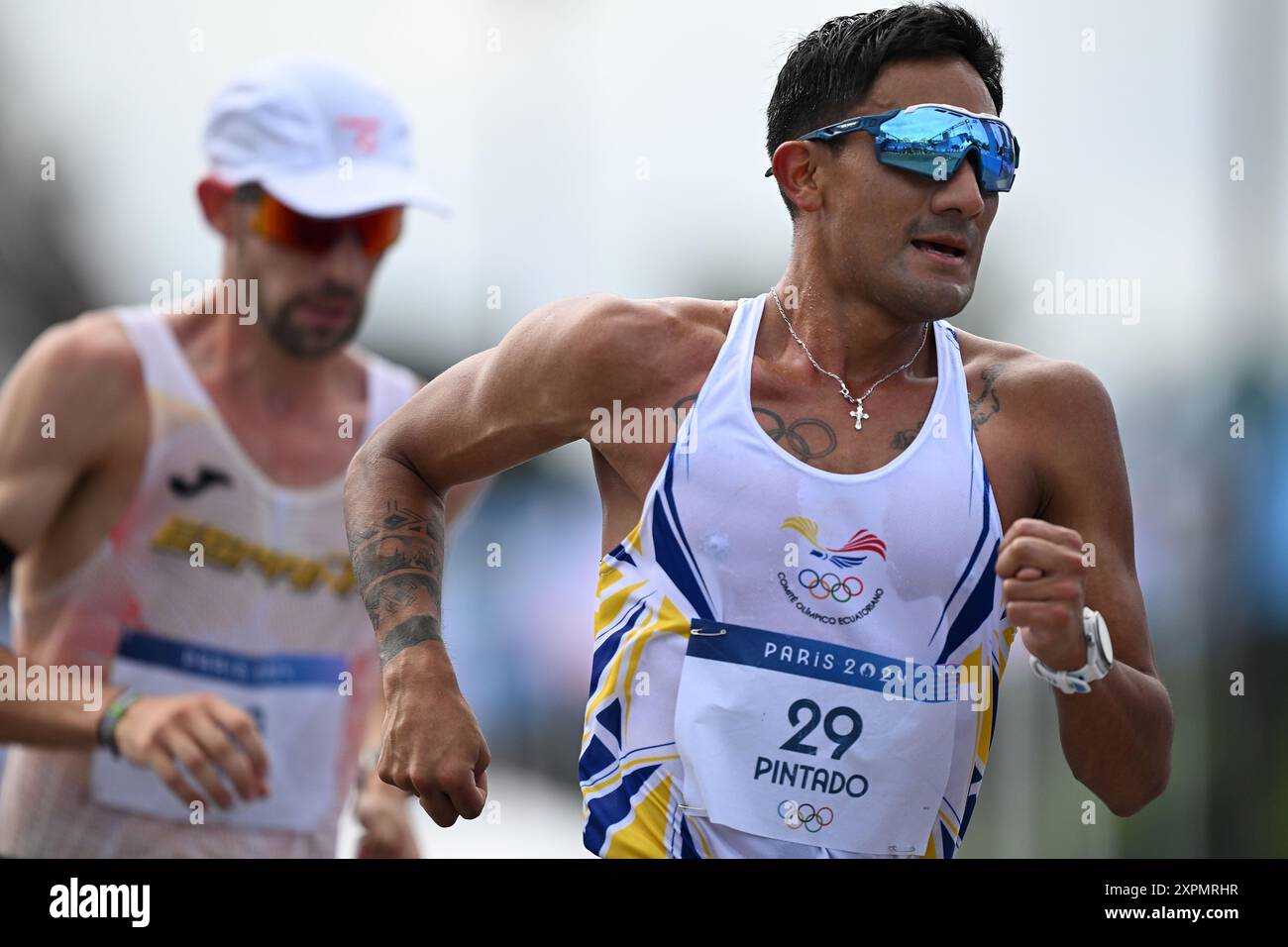 Paris, France. 7th Aug, 2024. Brian Daniel Pintado (R) of Ecuador ...