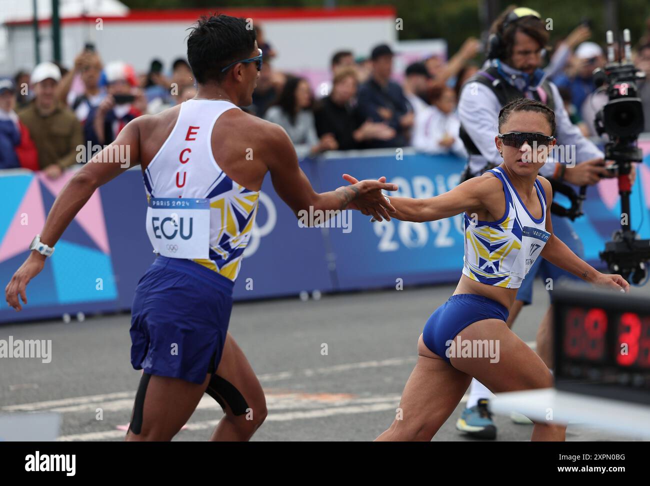 Paris, France. 7th Aug, 2024. Brian Daniel Pintado (L) and Glenda ...