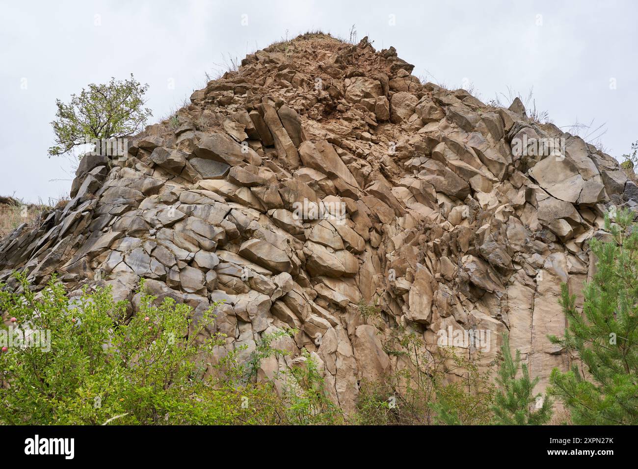 Dross Roxanne Rocks Various rock formations of basalt, sandstone, dross and others in ...