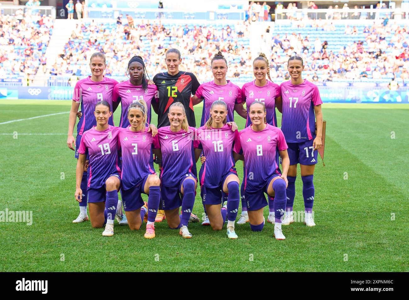 Team presentation and anthem: Giulia Gwinn, DFB Frauen 15 Ann-Katrin Berger, goalkeeper DFB Frauen 12 Marina HEGERING, DFB Frauen 5 Felicitas Rauch, DFB Frauen 19 Kathrin-Julia HENDRICH, DFB Frauen 3 Janina Minge, DFB Frauen 6 Sjoeke Nuesken, DFB Frauen 9 Sydney Lohmann, DFB Frauen 8 Nicole Anyomi, DFB Frauen 21 Jule Brand, DFB Frauen 16 Klara Buehl, DFB Frauen 17 at the women Olympic semifinal match GERMANY - USA 0-1 n.V. at Stade de Lyon in Lyon at Aug 6, 2024 in Lyon, France. Season 2024/2025 Photographer: ddp images/star-images Stock Photo