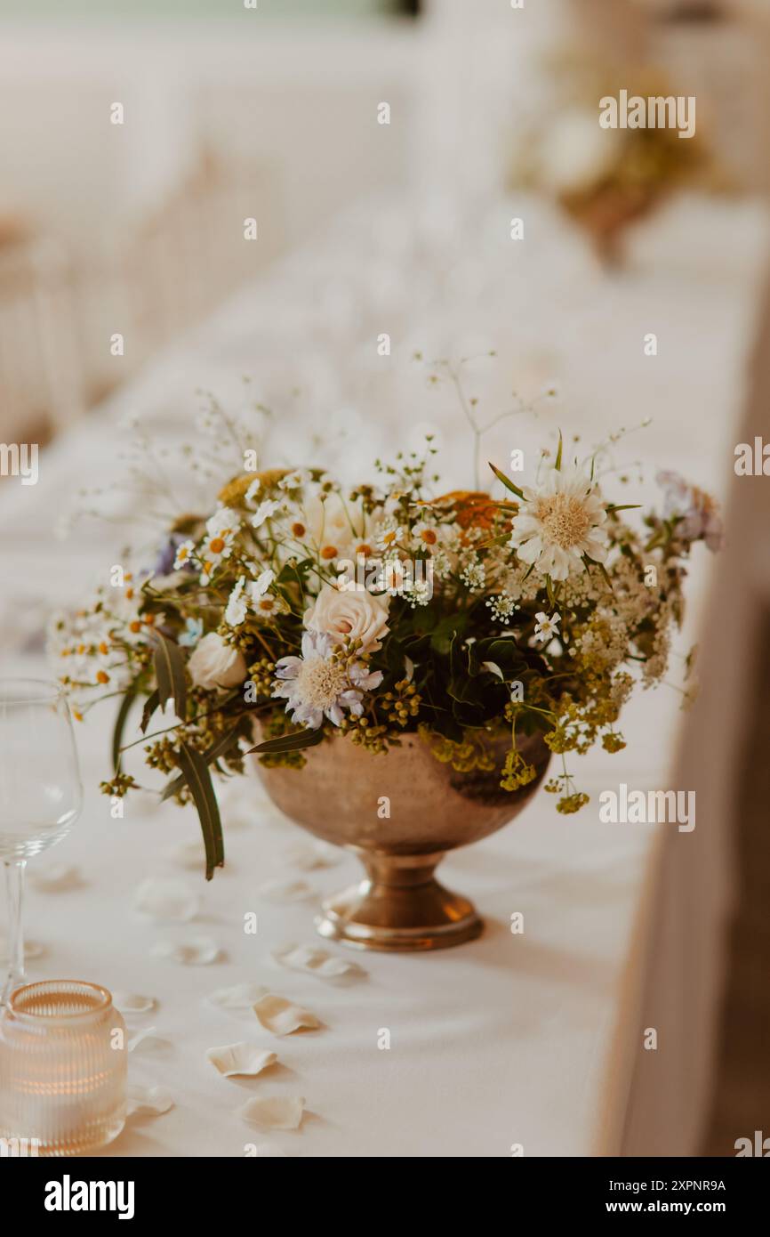 wedding table decor and flower bouquet Stock Photo