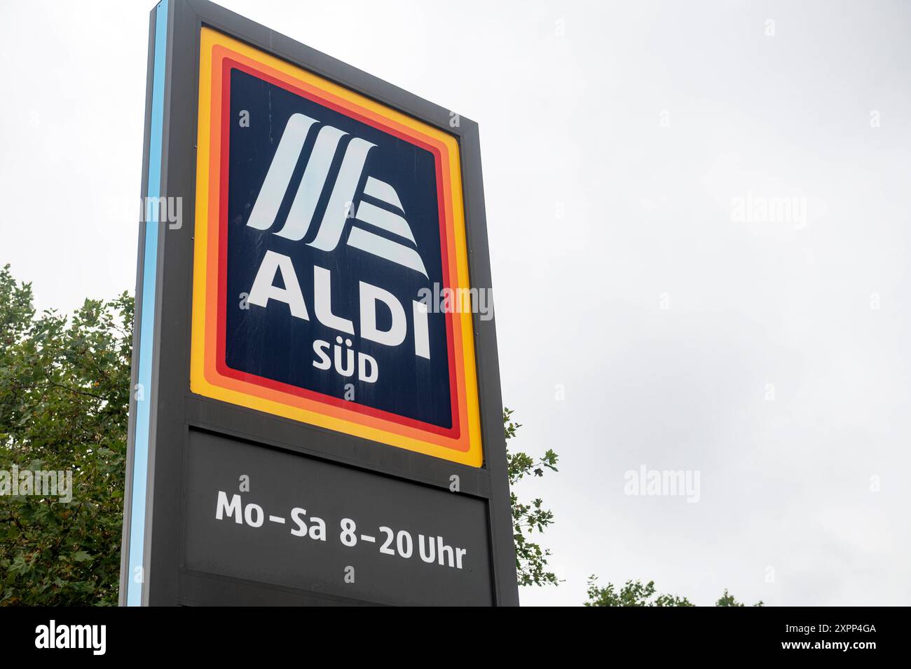 Dren Nordrhein-Westfalen Germany 1st August 2024 Aldi Sd logo  supermarket. duren, dueren, sign Stock Photo - Alamy