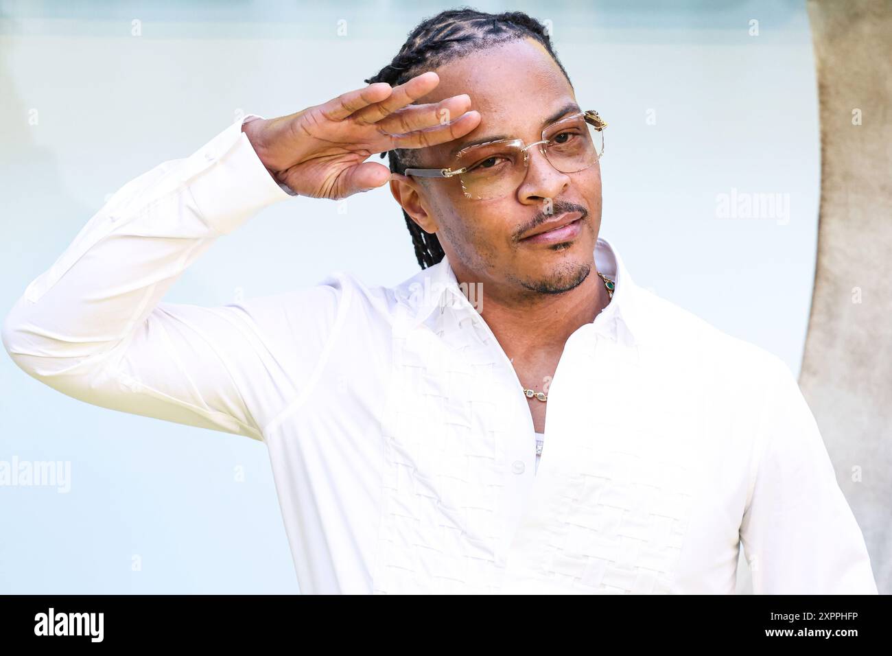 Joseph clifford hi-res stock photography and images - Page 6 - Alamy, image size:1300x956