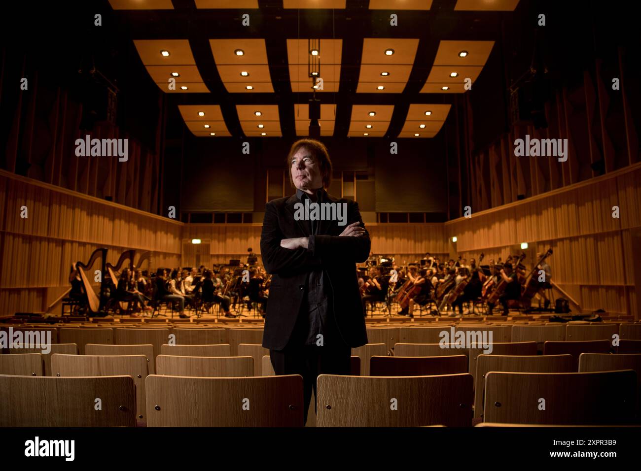 Julian Lloyd Webber photographed at the Birmingham Conservatoire. Stock Photo