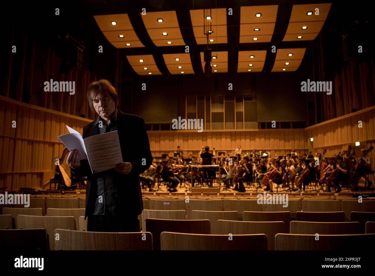 Julian Lloyd Webber photographed at the Birmingham Conservatoire Stock