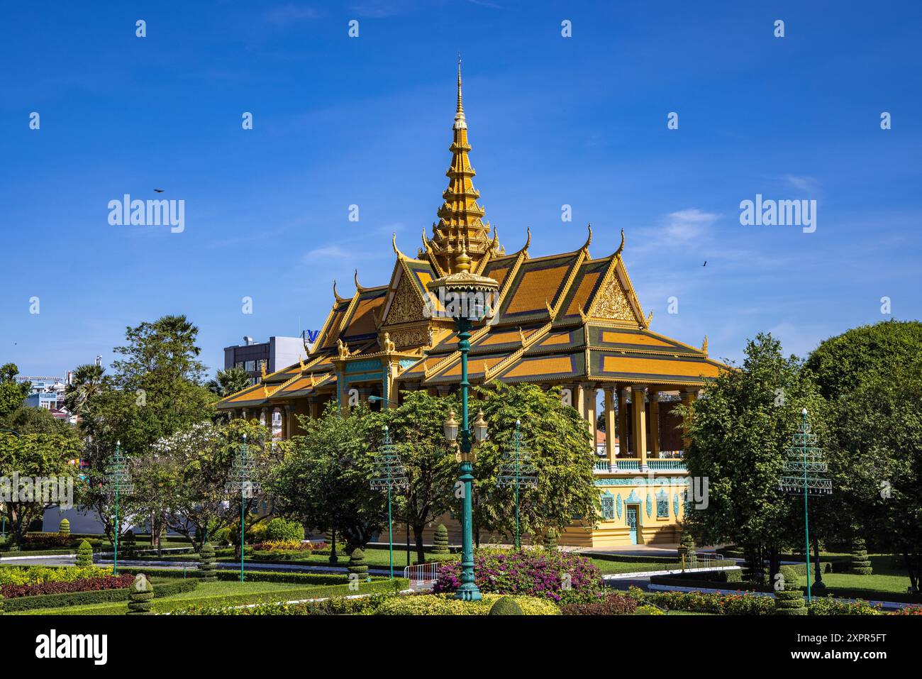 Gardens at the Royal Palace, Phnom Penh, Phnom Penh, Cambodia, Asia Stock Photo