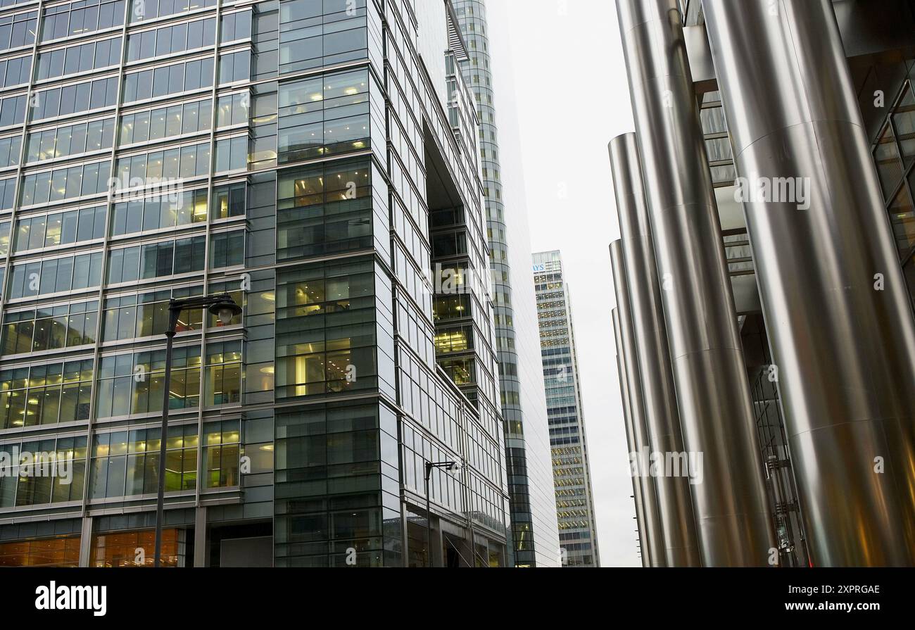 Office buildings in Canary Wharf, London. England, UK Stock Photo - Alamy