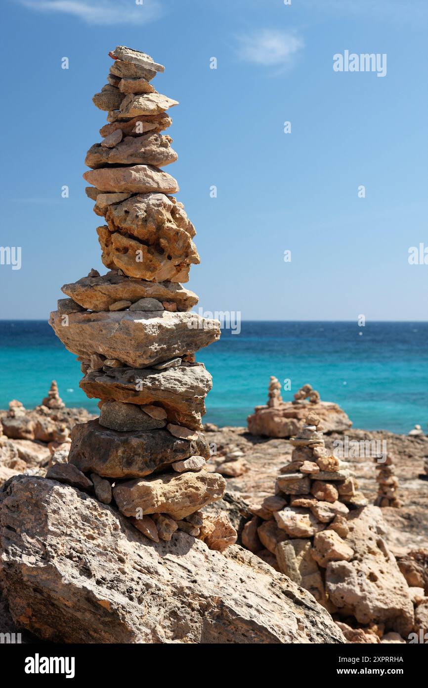 Aussen, Draussen, Farbe, Fels, Felsen, Felsformation, Geologie, Geologische Formung, Geologische Formungen, Küste, Landschaft, Landschaften, Meer, Nat Stock Photo
