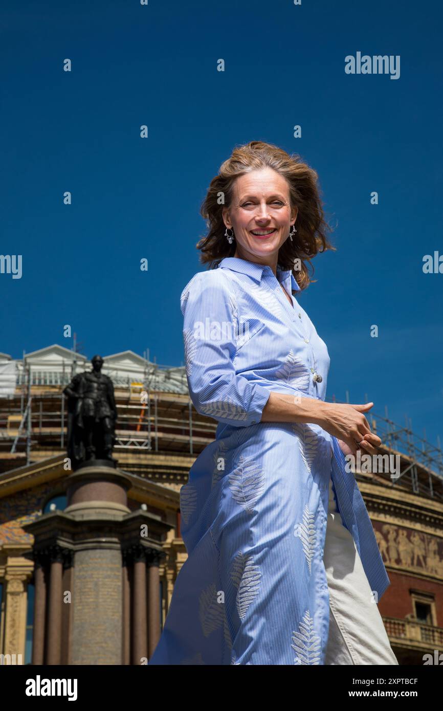 Katie Derham, photographed outside the Royal Albert Hall Stock Photo
