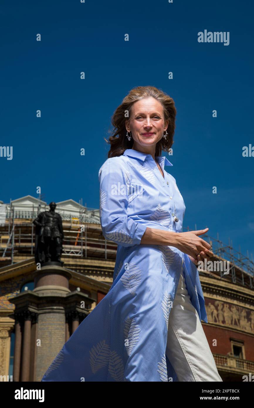 Katie Derham, photographed outside the Royal Albert Hall Stock Photo
