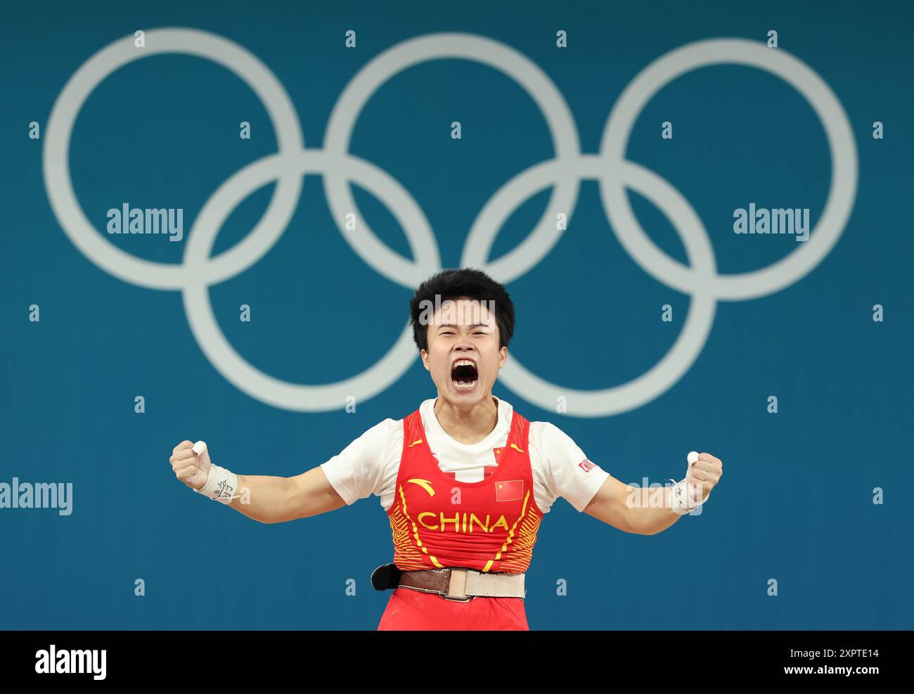 Paris, France. 7th Aug, 2024. Hou Zhihui of China celebrates after ...