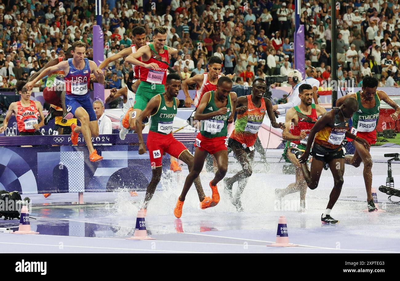 Keenth Rooks Paris, France. 07th Aug, 2024. Soufiane El Bakkali of Morocco (2nd L ...