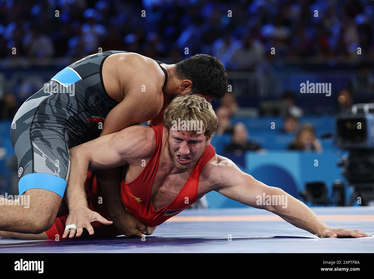 Paris, France. 7th Aug, 2024. Mohammadhadi Saravi (Top) of Iran ...