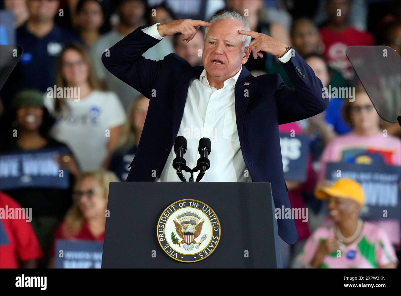 Democratic vice presidential candidate Minnesota Gov. Tim Walz speaks ...