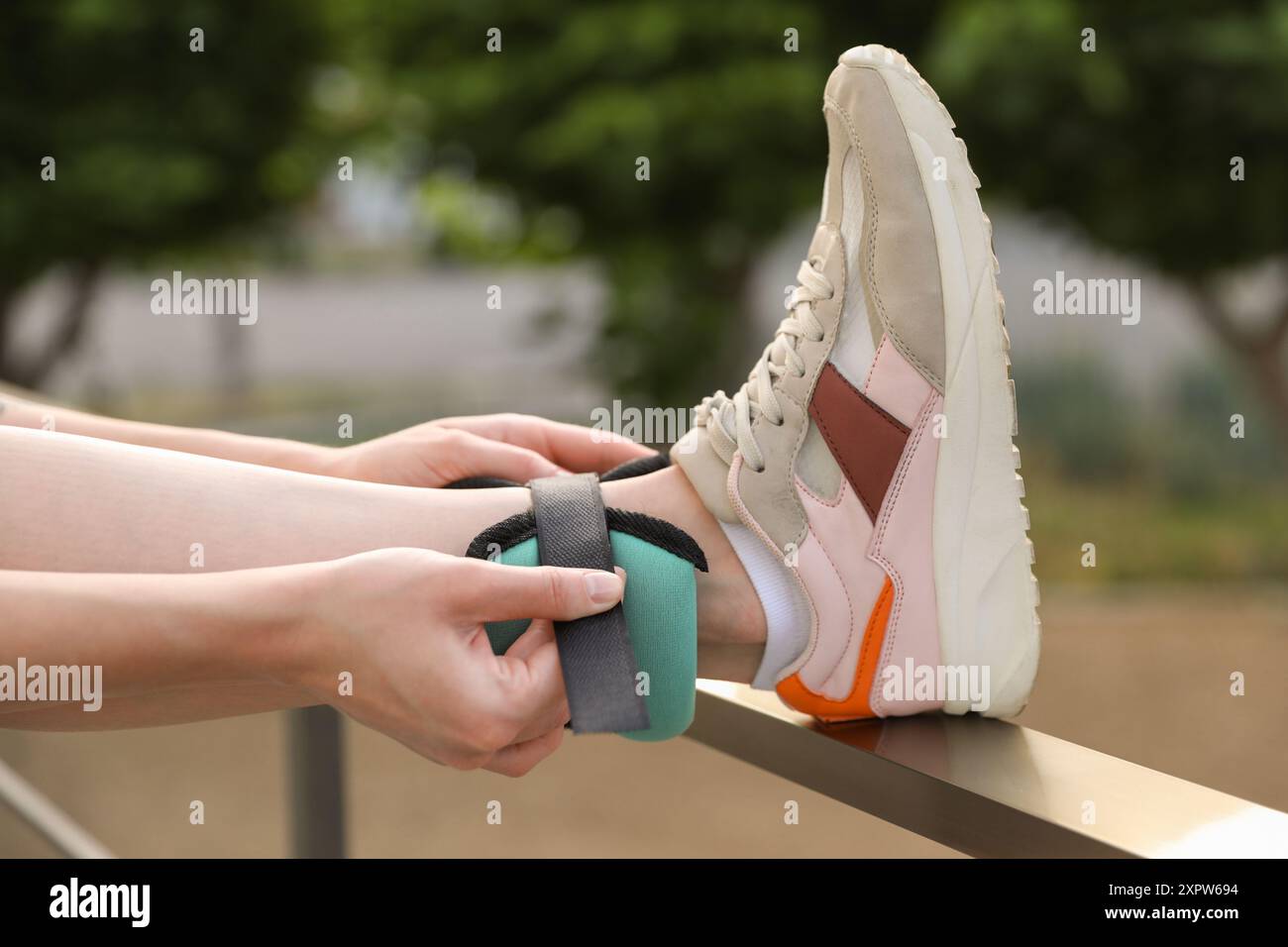 Putting Weight On Object Athletic woman putting leg hi-res stock photography and images - Alamy