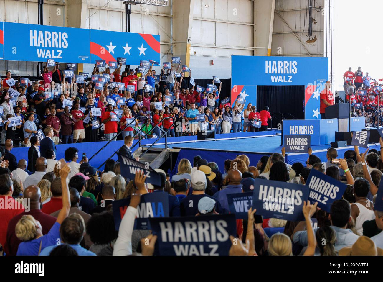 Romulus, USA. 07th Aug, 2024. United Auto Workers President Shawn Fain ...