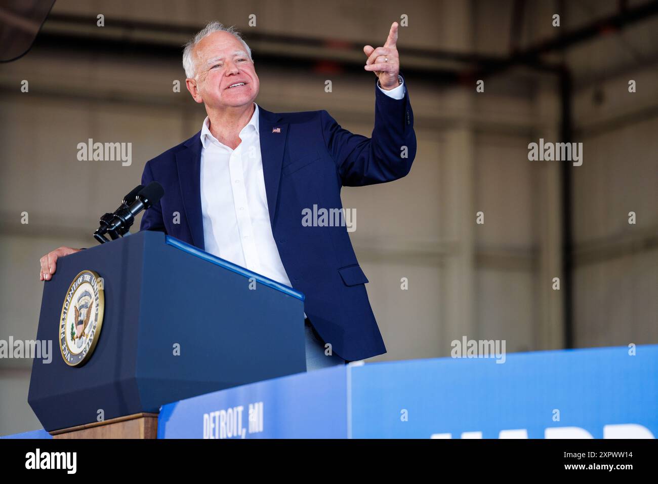 Romulus, USA. 07th Aug, 2024. Minnesota Gov. Tim Walz speaks at a rally ...