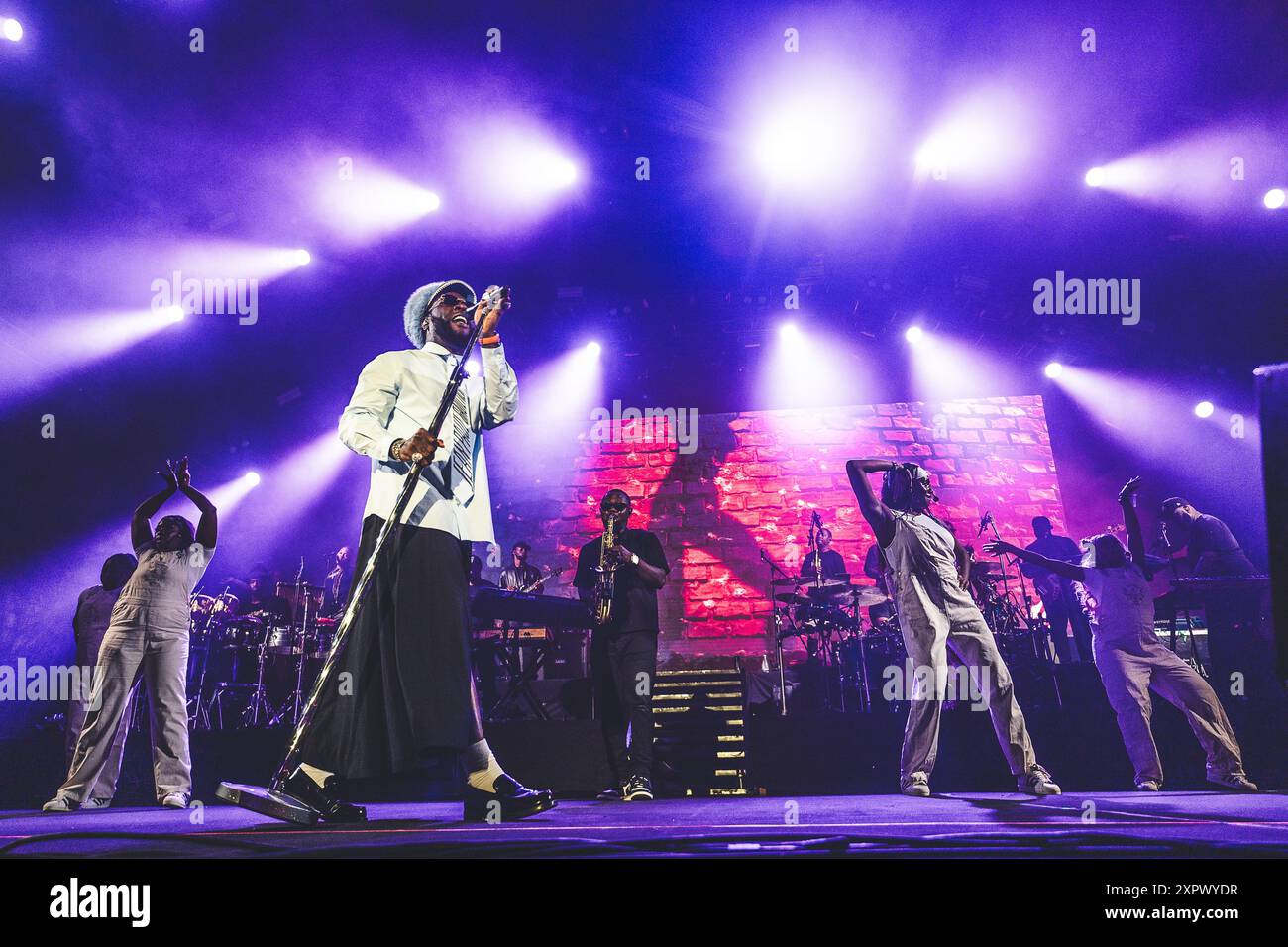 Burna boy rapper hi-res stock photography and images - Alamy