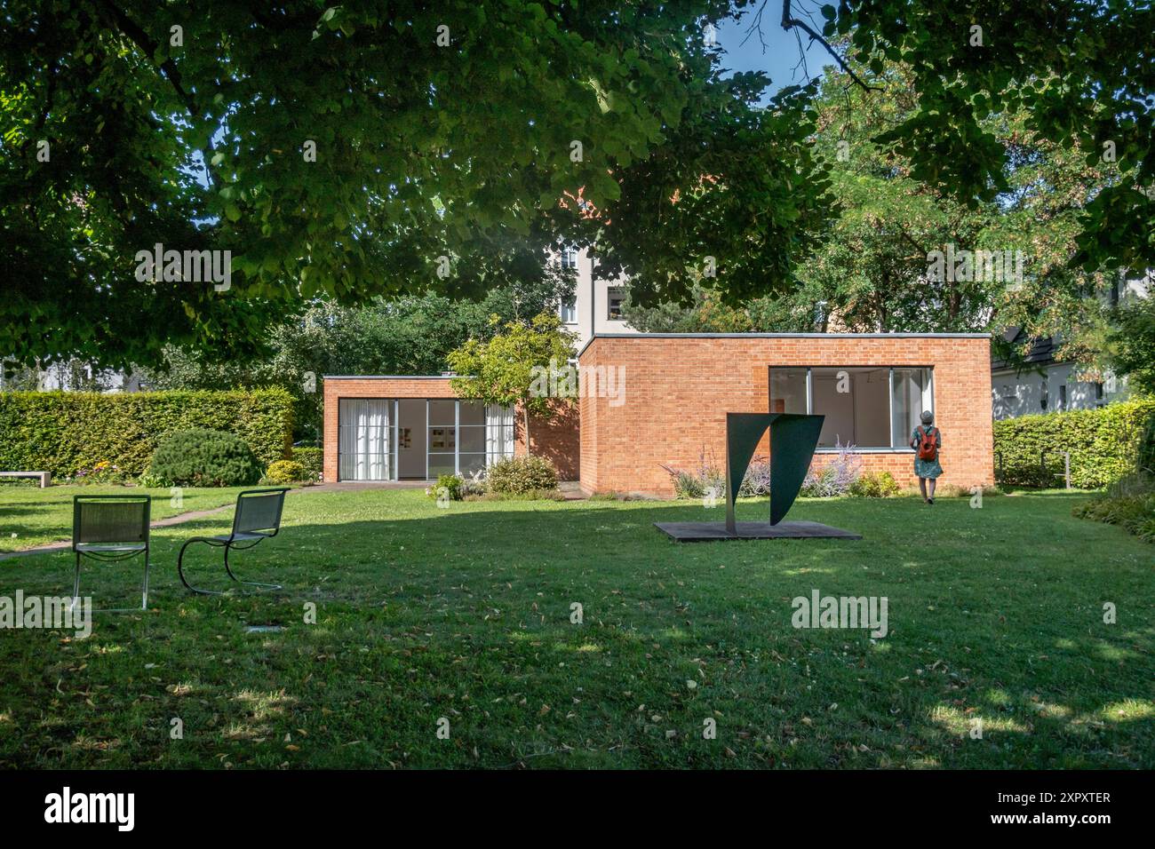 Haus Lemke, das letzte von Ludwig Mies van de Rohe in Deutschland entworfene Wohnhaus vor seiner Emigration 1938. Hohenschönhausen, Oberseestraße, Ber Stock Photo