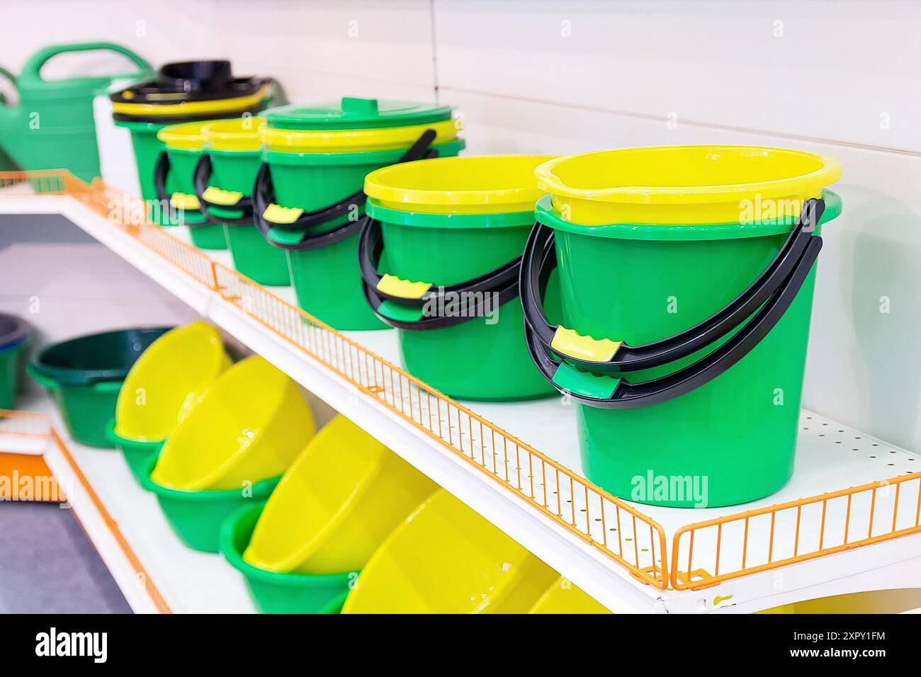 Plastic container rack storage hi-res stock photography and images - Alamy