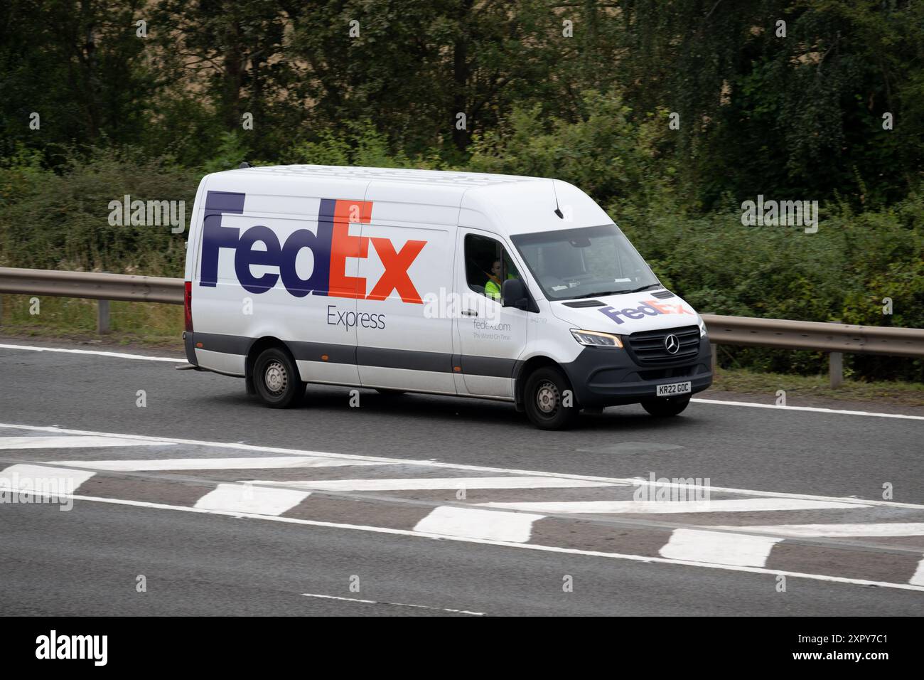 Fedex van hi-res stock photography and images - Alamy
