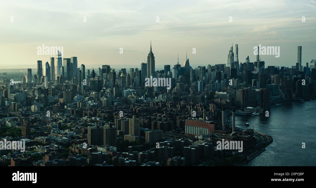 Panoramic aerial view nyc east hi-res stock photography and images - Alamy