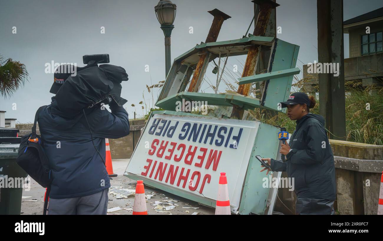 8th August 2024, North Carolina, USA. Tropical Storm Debbie lashes Johnnie Mercer's Pier, at Wrightsville Beach, North Carolina, USA. Credit: Darwin Brandis/Alamy Live News Stock Photo