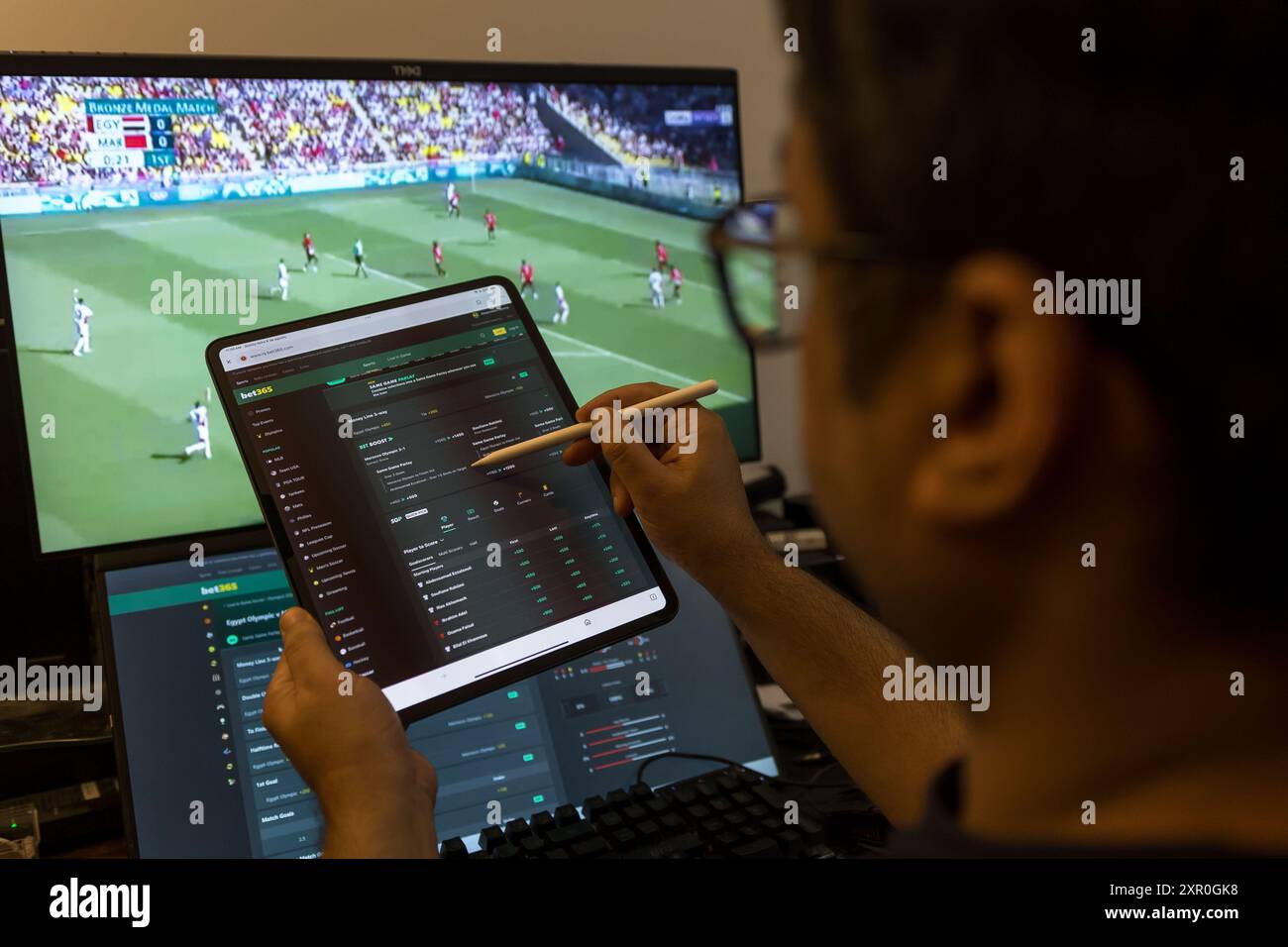 New Yrok, United States. 08th Aug, 2024. A man placing a bet on a betting site. The sector, which was regulated on December 30, 2023, is in the process of adapting to the market in Brazil. The increase in spending by the population on online sports betting may have affected the recovery process of consumption in the country. Consumers have been spending more money on “bets”, and even using savings resources on these applications, which puts pressure on the budget of the lower classes, and affects a more homogeneous and accelerated recovery of retail. Credit: Brazil Photo Press/Alamy Live News Stock Photo