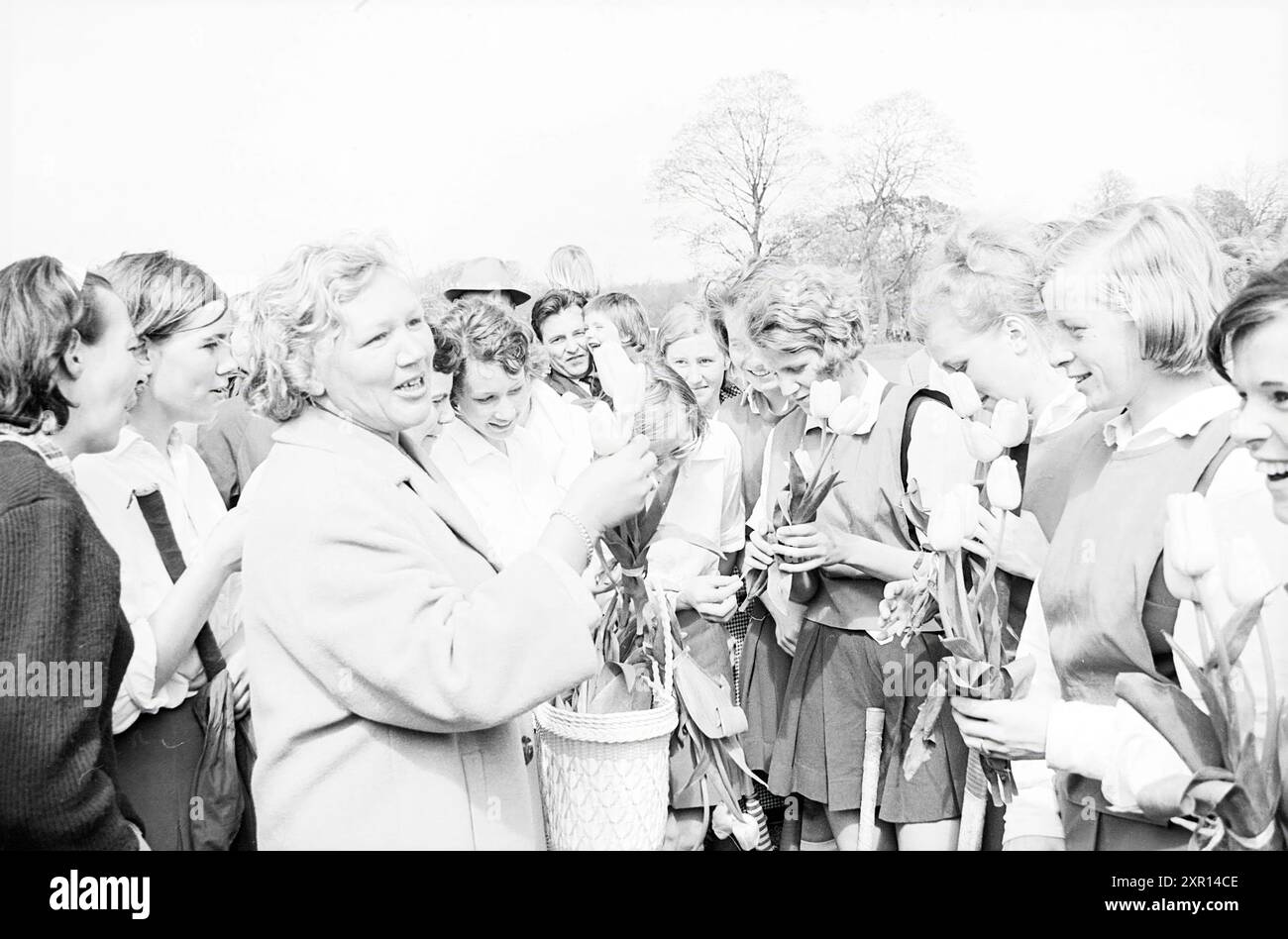 B.D.H.C. champion, Hockey, 09-05-1965, Whizgle Dutch News: Historic Images Tailored for the Future. Explore The Netherlands past with modern perspectives through Dutch agency imagery. Bridging yesterday's events with tomorrow's insights. Embark on a timeless journey with stories that shape our future. Stock Photo