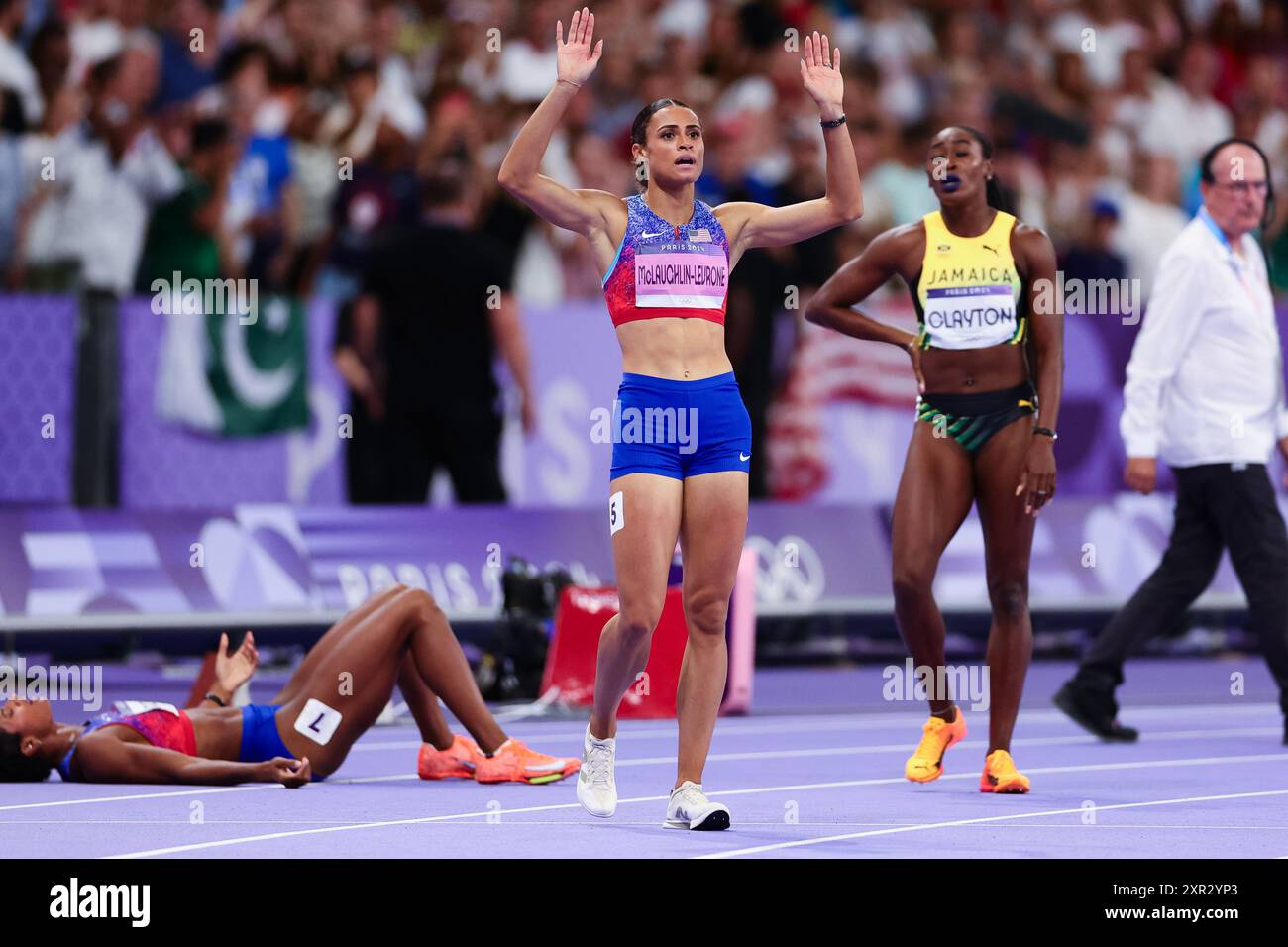 Paris, France, 8 August, 2024. Sydney McLaughlin-Levrone of USA wins Gold in the Women’s 400m Hurdles Final during the Athletics Paris 2024 Olympic Games   at the Stade de France on August 08, 2024 in Paris, Credit: Pete Dovgan/Speed Media/Alamy Live News Credit: Pete Dovgan/Speed Media/Alamy Live News Stock Photo