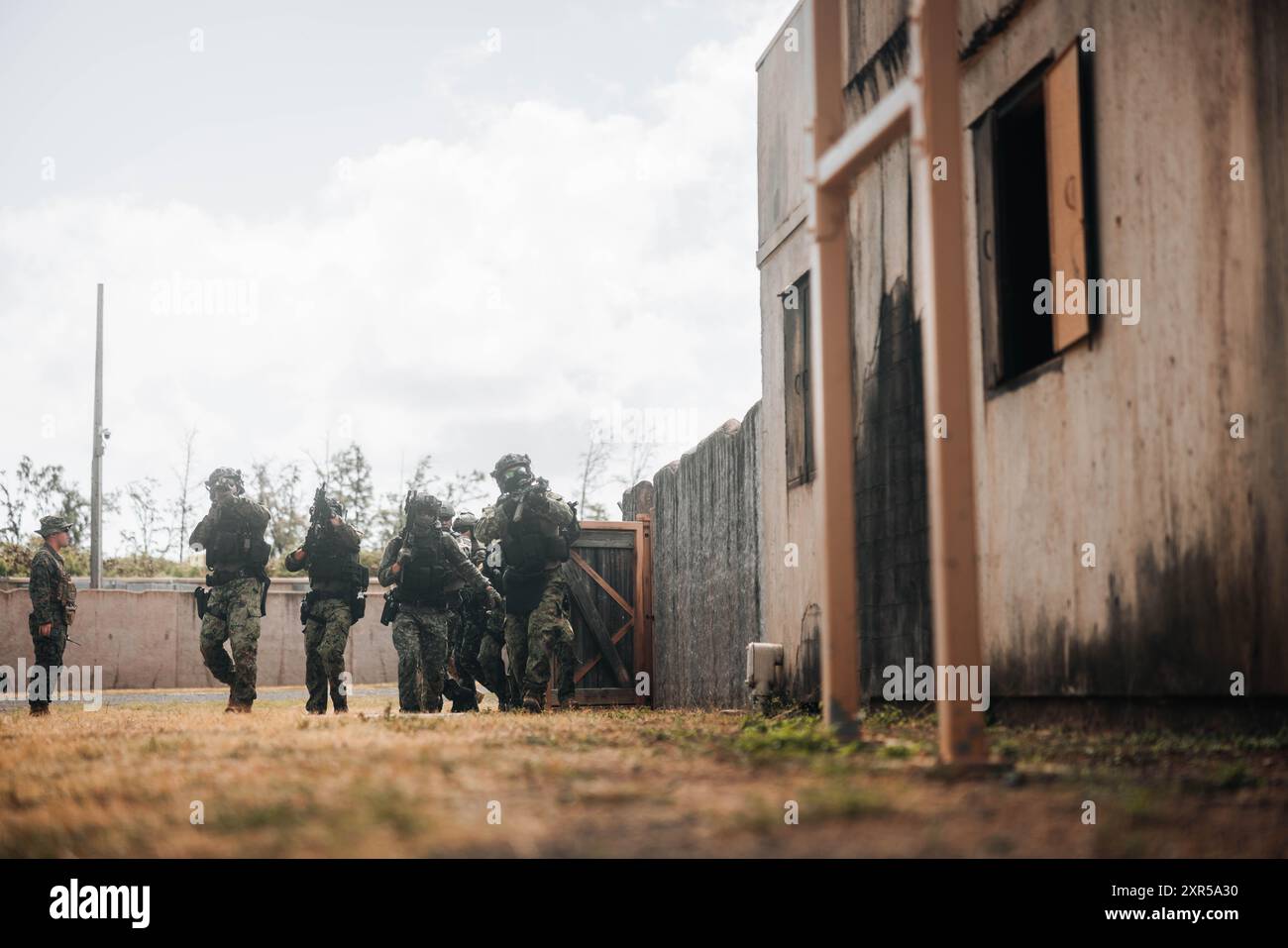 Partner forces conduct close-quarter battle training with West Coast ...