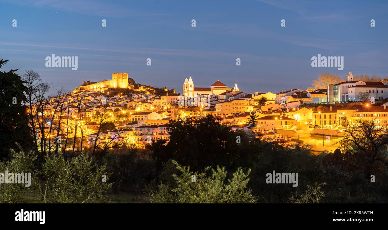 Castelo de vide panoramic hi-res stock photography and images - Alamy
