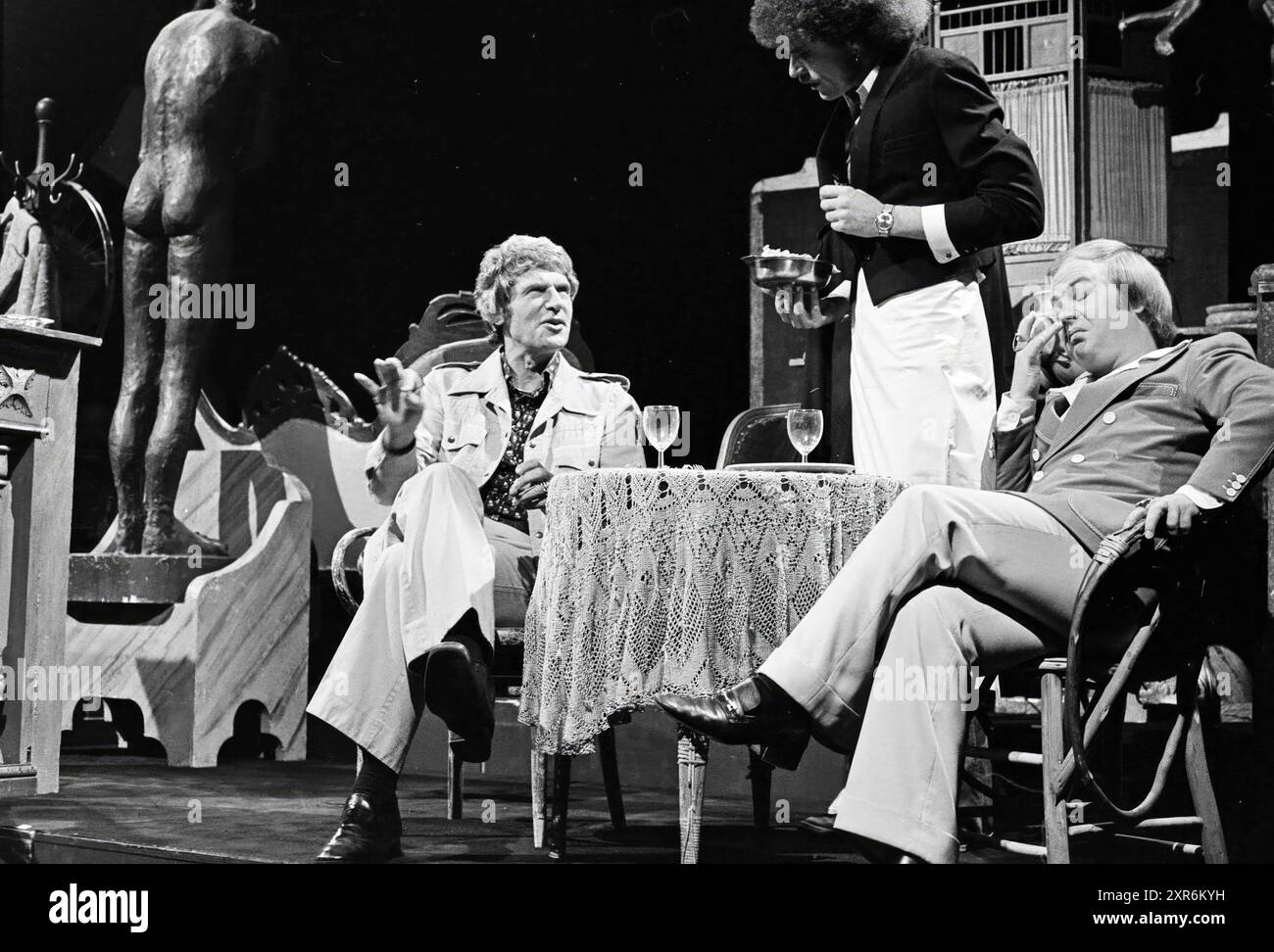 Cabaret Brakke Grond, Cabaret, Amsterdam, Nes, The Netherlands, 10-09-1975','11-09-1975, Whizgle Dutch News: Historic Images Tailored for the Future. Explore The Netherlands past with modern perspectives through Dutch agency imagery. Bridging yesterday's events with tomorrow's insights. Embark on a timeless journey with stories that shape our future. Stock Photo
