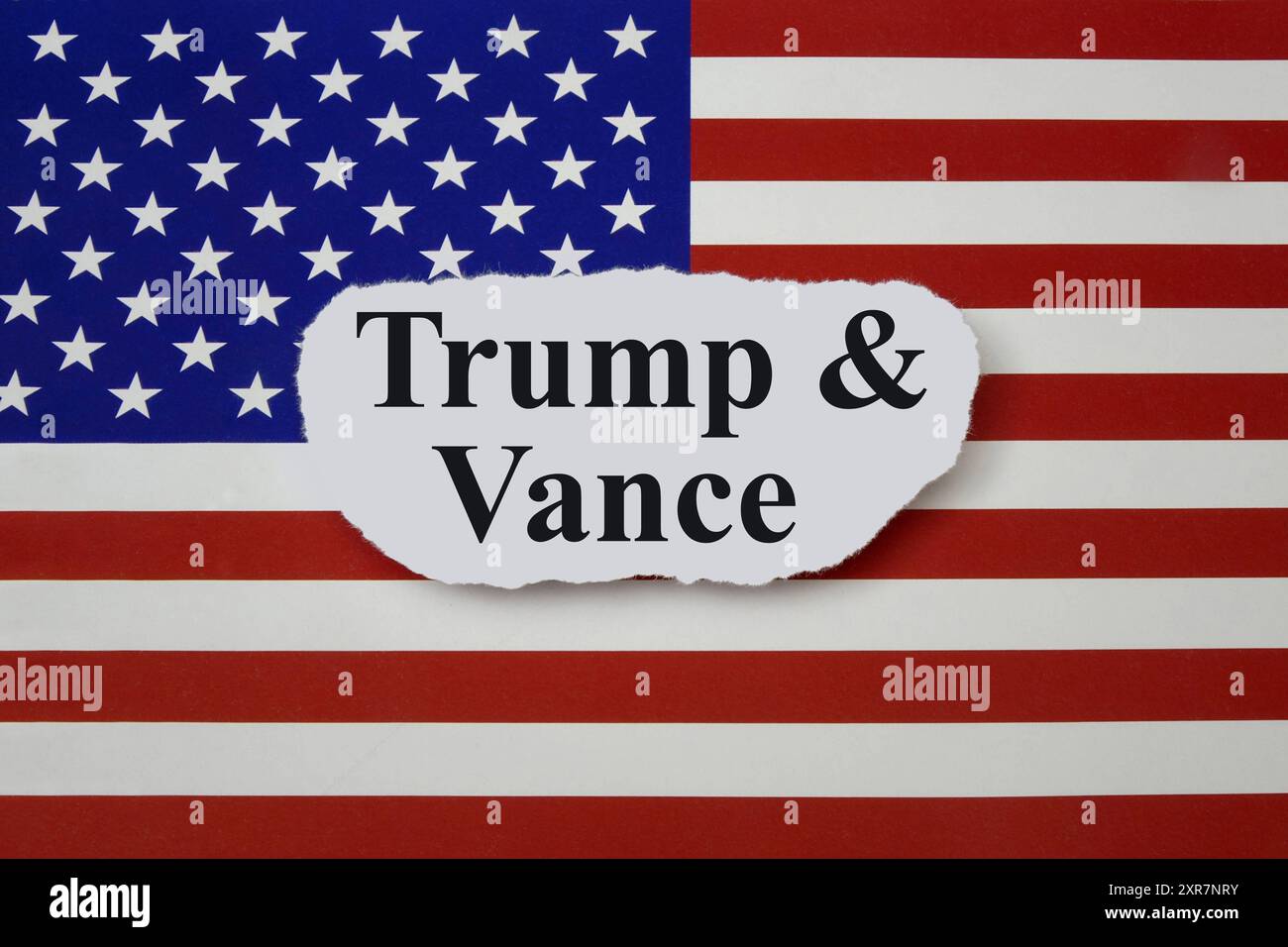 Flagge der USA mit Trump und Vance Flagge der USA mit Trump und Vance ...