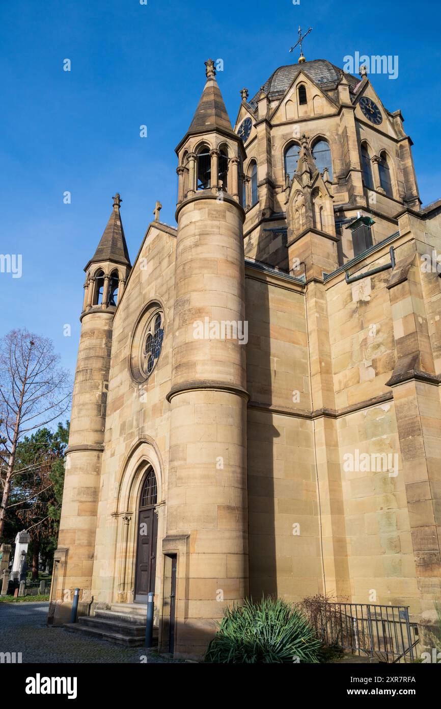 Pragfriedhof Cemetery, Stuttgart in Stuttgart-Nord, Baden-Württemberg , Germany Stock Photo