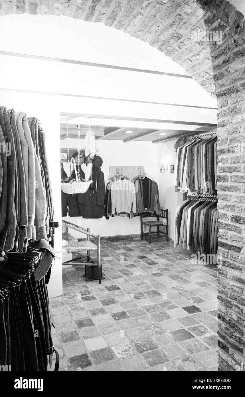 Black and white clothing store sale