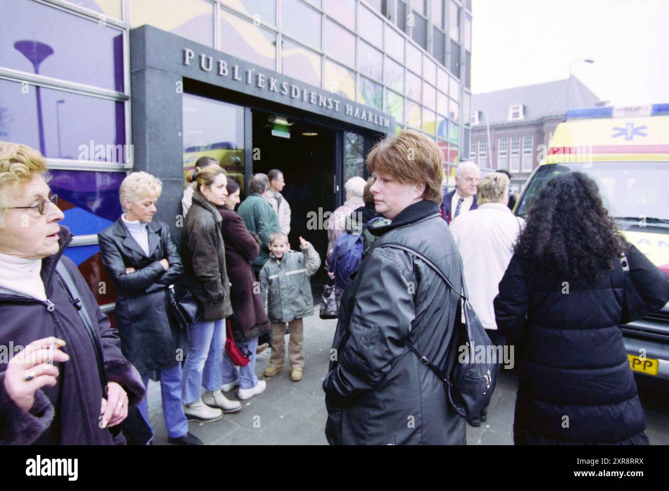 Stabbed, Social Services, Haarlem, The Netherlands, 06-02-2003, Whizgle Dutch News: Historic Images Tailored for the Future. Explore The Netherlands past with modern perspectives through Dutch agency imagery. Bridging yesterday's events with tomorrow's insights. Embark on a timeless journey with stories that shape our future. Stock Photo