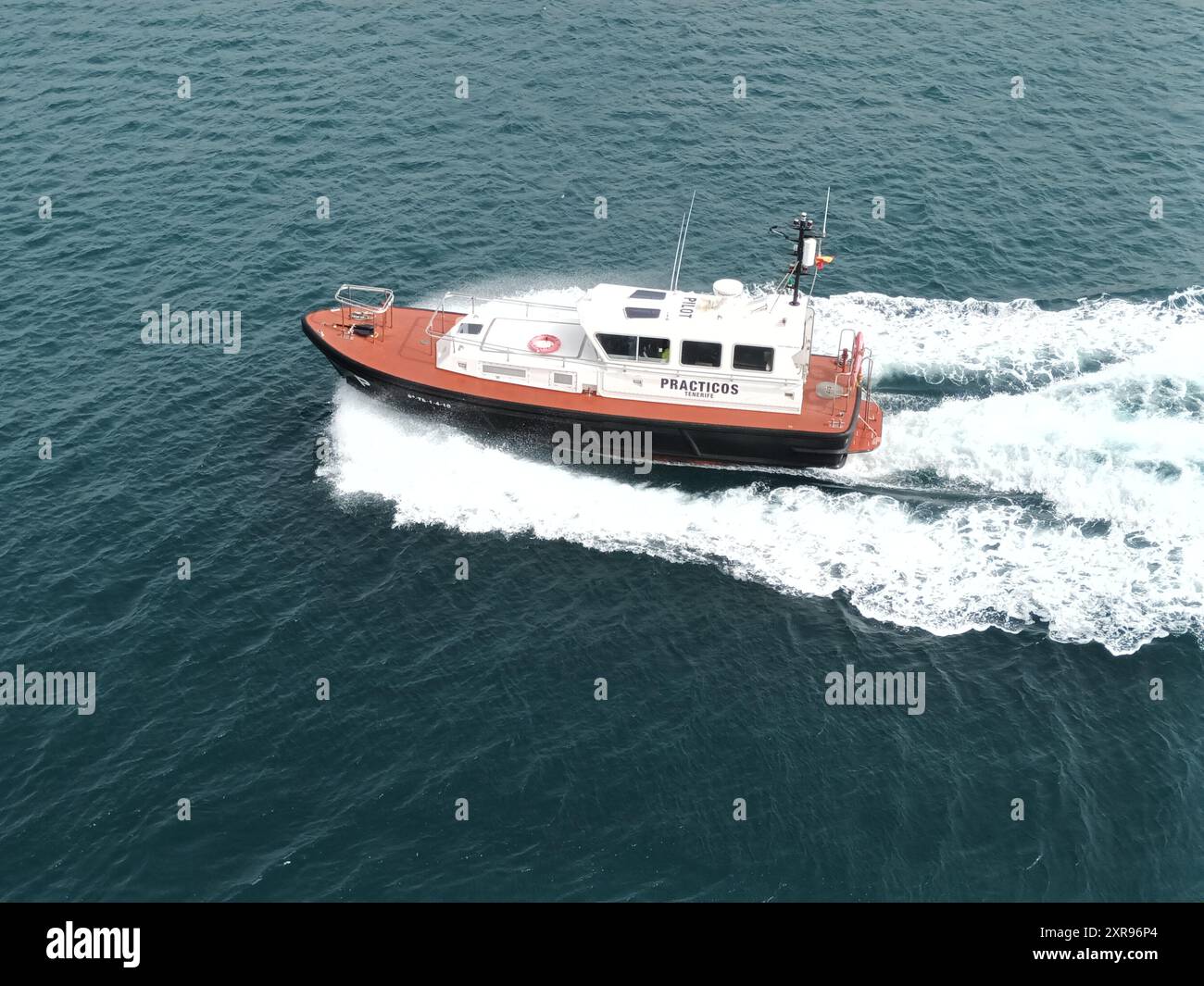 Nautical harbor pilot boat Stock Photo - Alamy