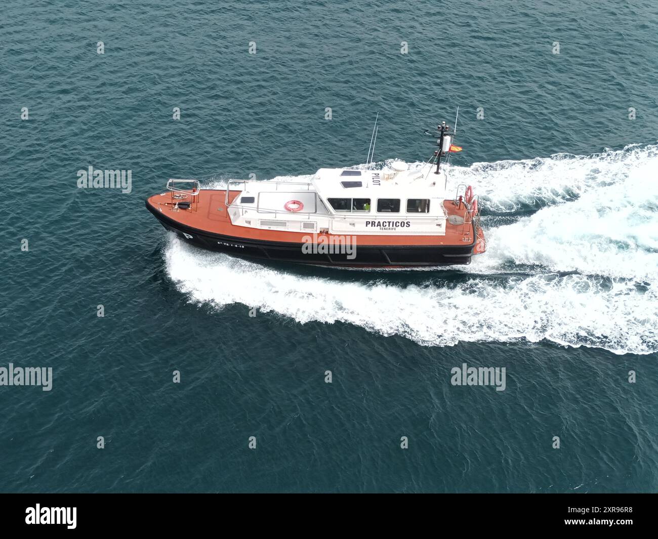 Nautical harbor pilot boat Stock Photo - Alamy