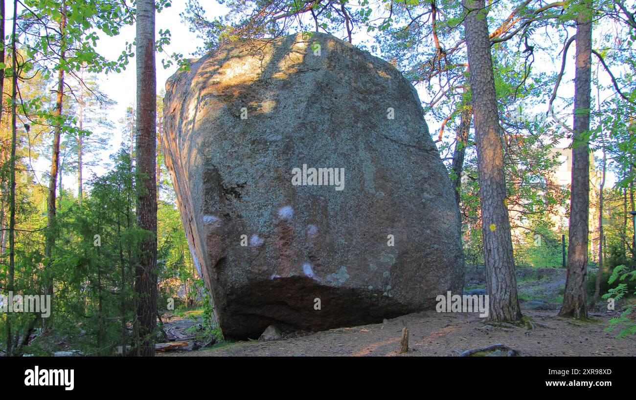 Hanikan siirtolohkare, Espoo, Finland Stock Photo