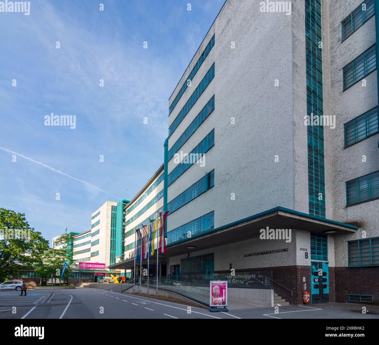 Linz, former Tabakfabrik, today center of the creative industries and digitalization in Donau, Oberösterreich, Upper Austria, Austria Stock Photo