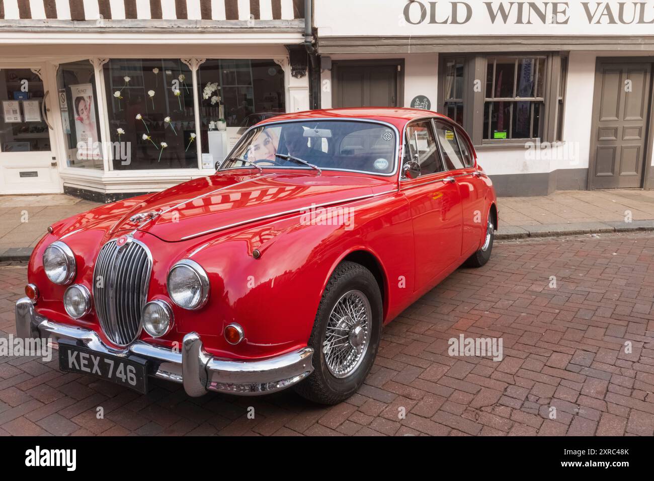 Red jaguar car hi-res stock photography and images - Alamy Red jaguar car hi-res stock photography and images - Alamy