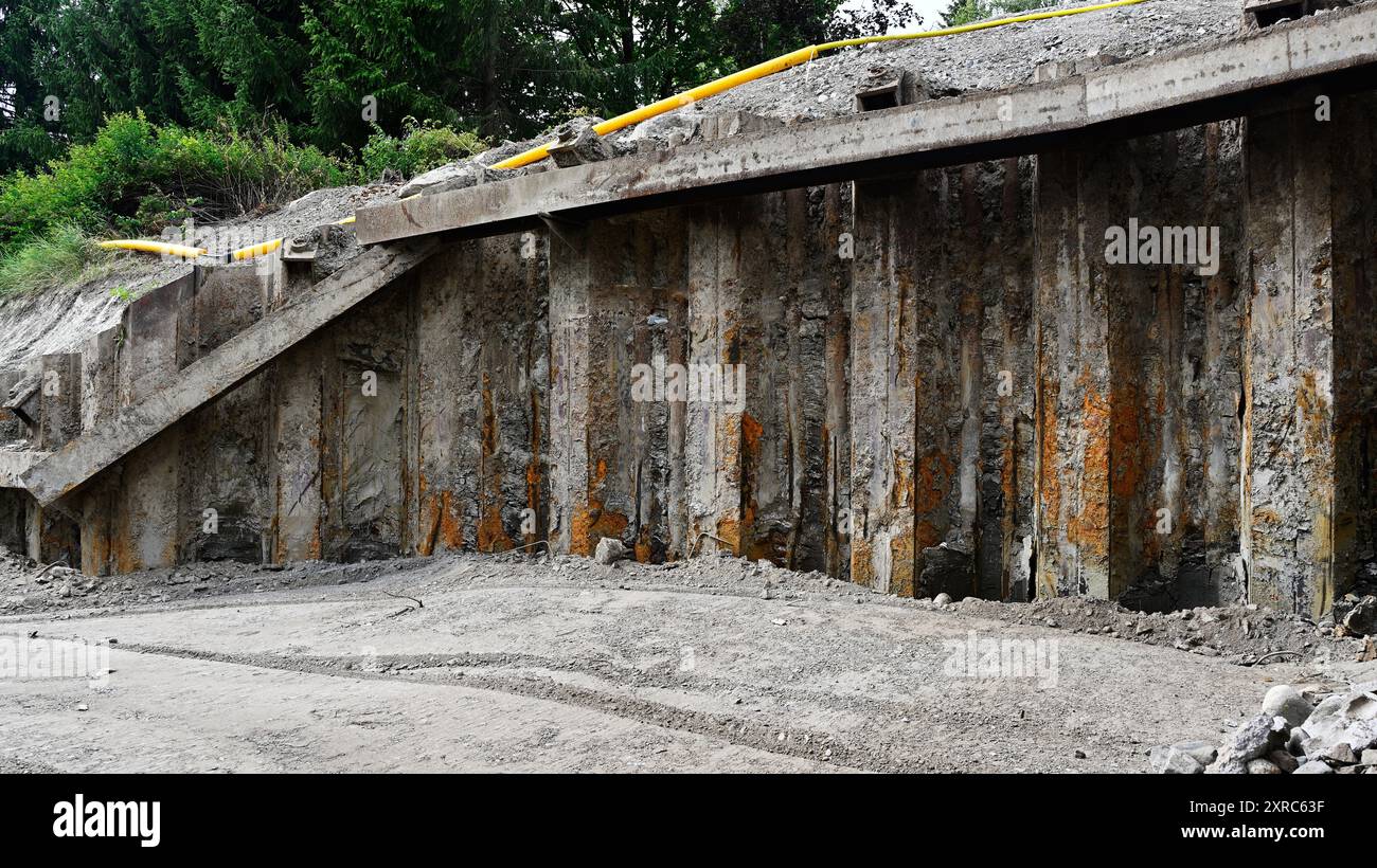 Ferrocement Retaining Wall