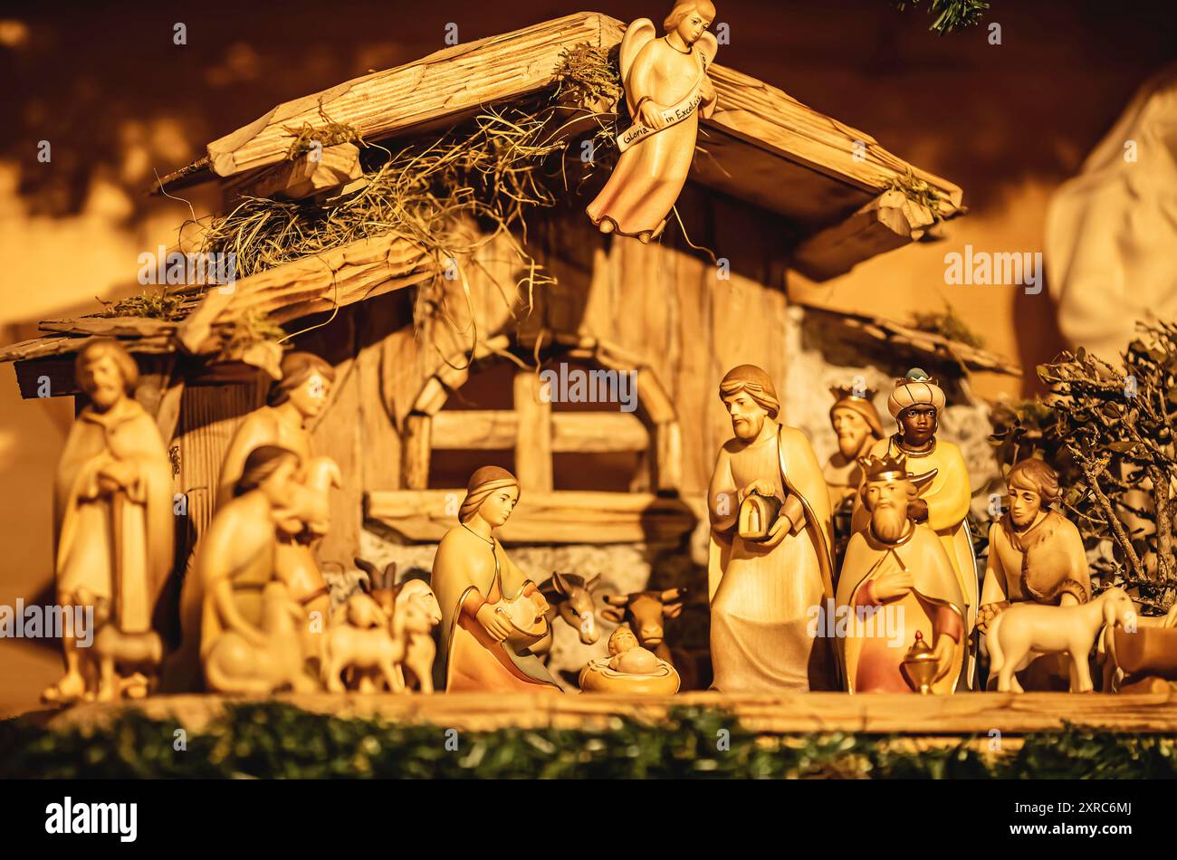 The wooden nativity scene Stock Photo - Alamy