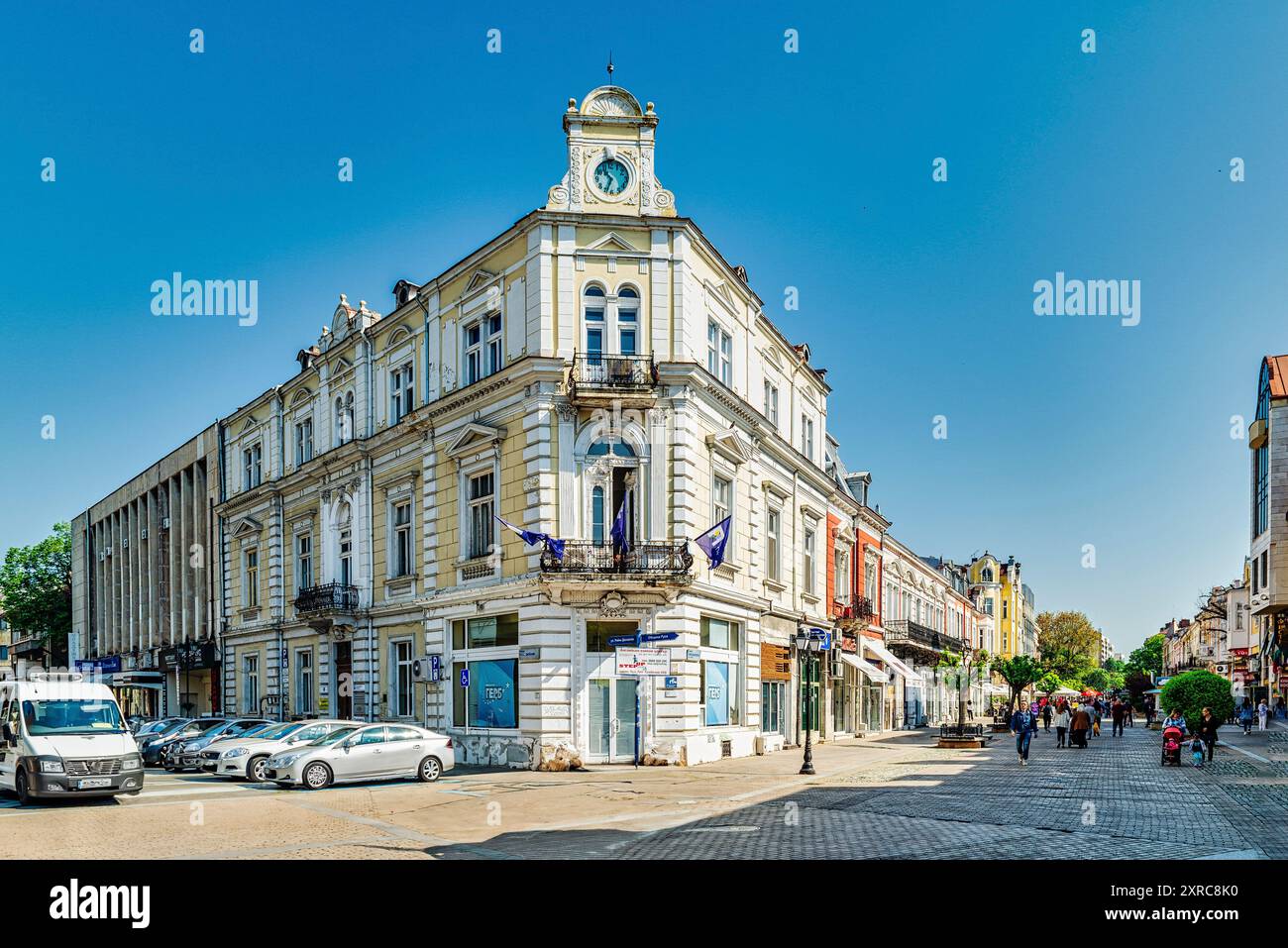 Bulgaria street view hi-res stock photography and images - Alamy