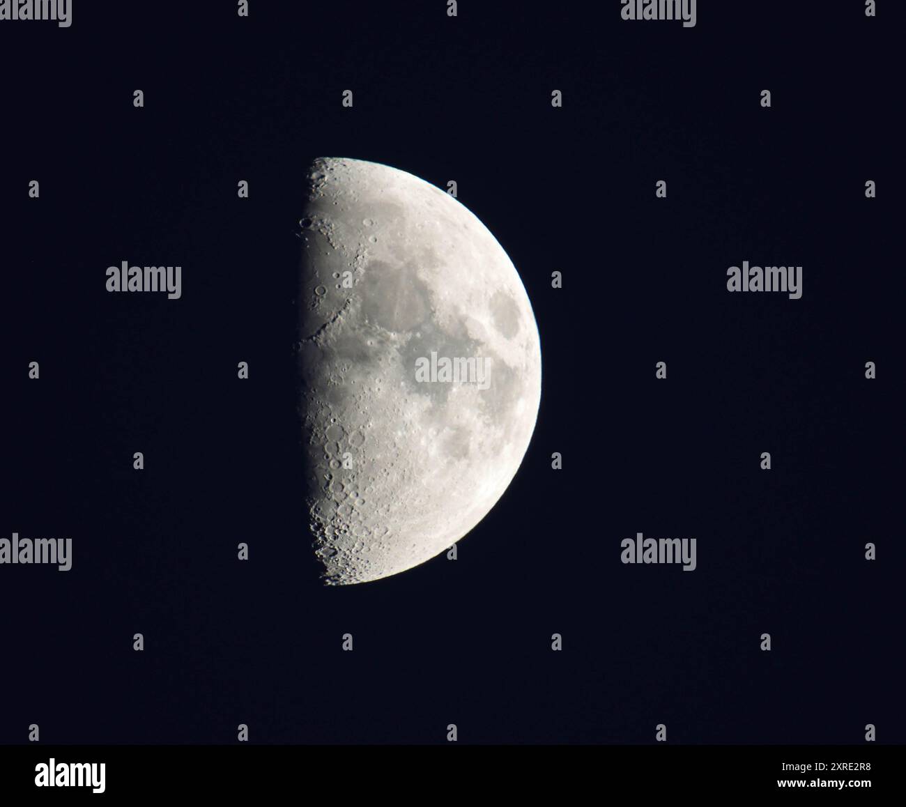 Half lunar moon hi-res stock photography and images - Alamy