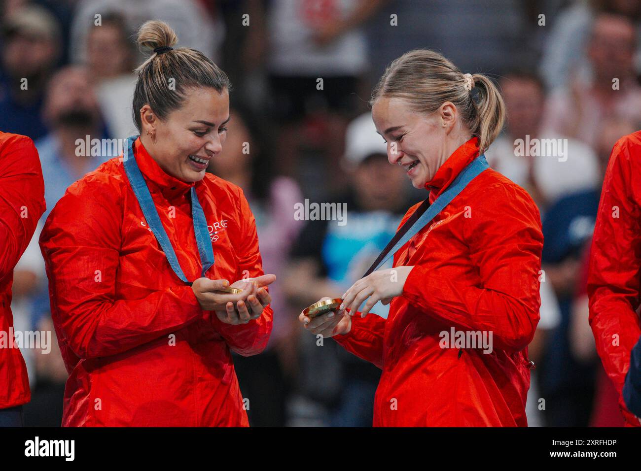 Norwegian women's handball team hi-res stock photography and images - Alamy