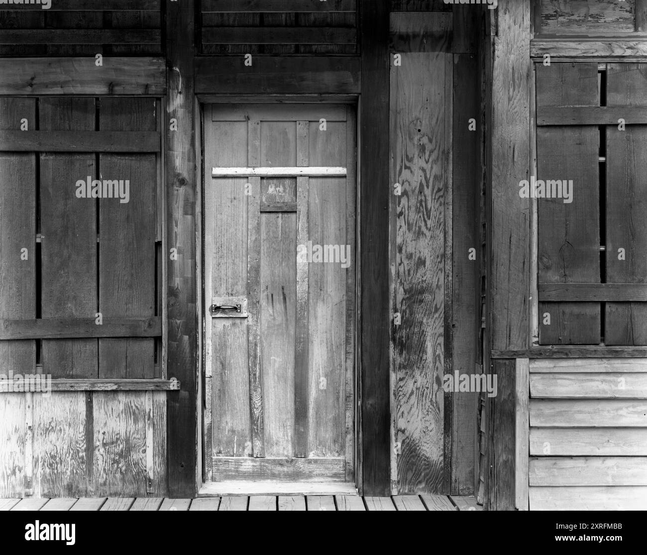 Door white building Black and White Stock Photos & Images - Alamy