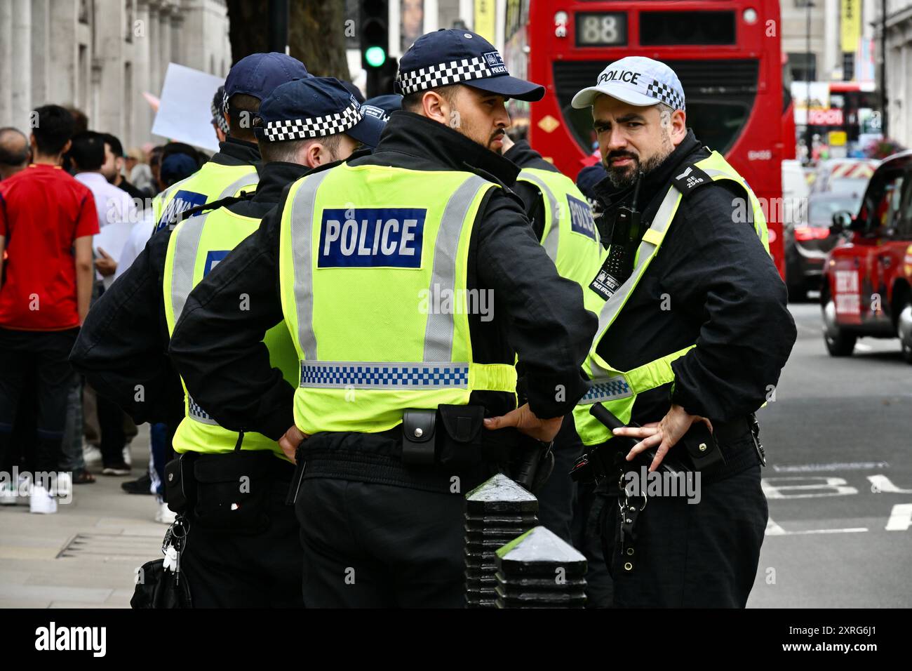 Police officers marching hi-res stock photography and images - Alamy